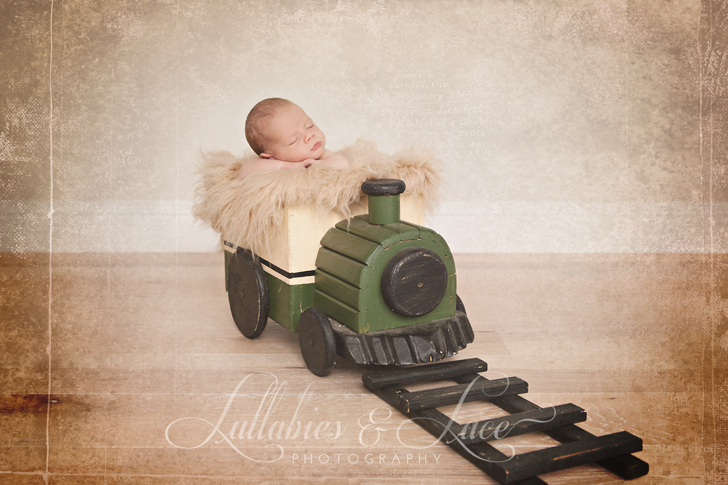 newborn in train rocklin photography
